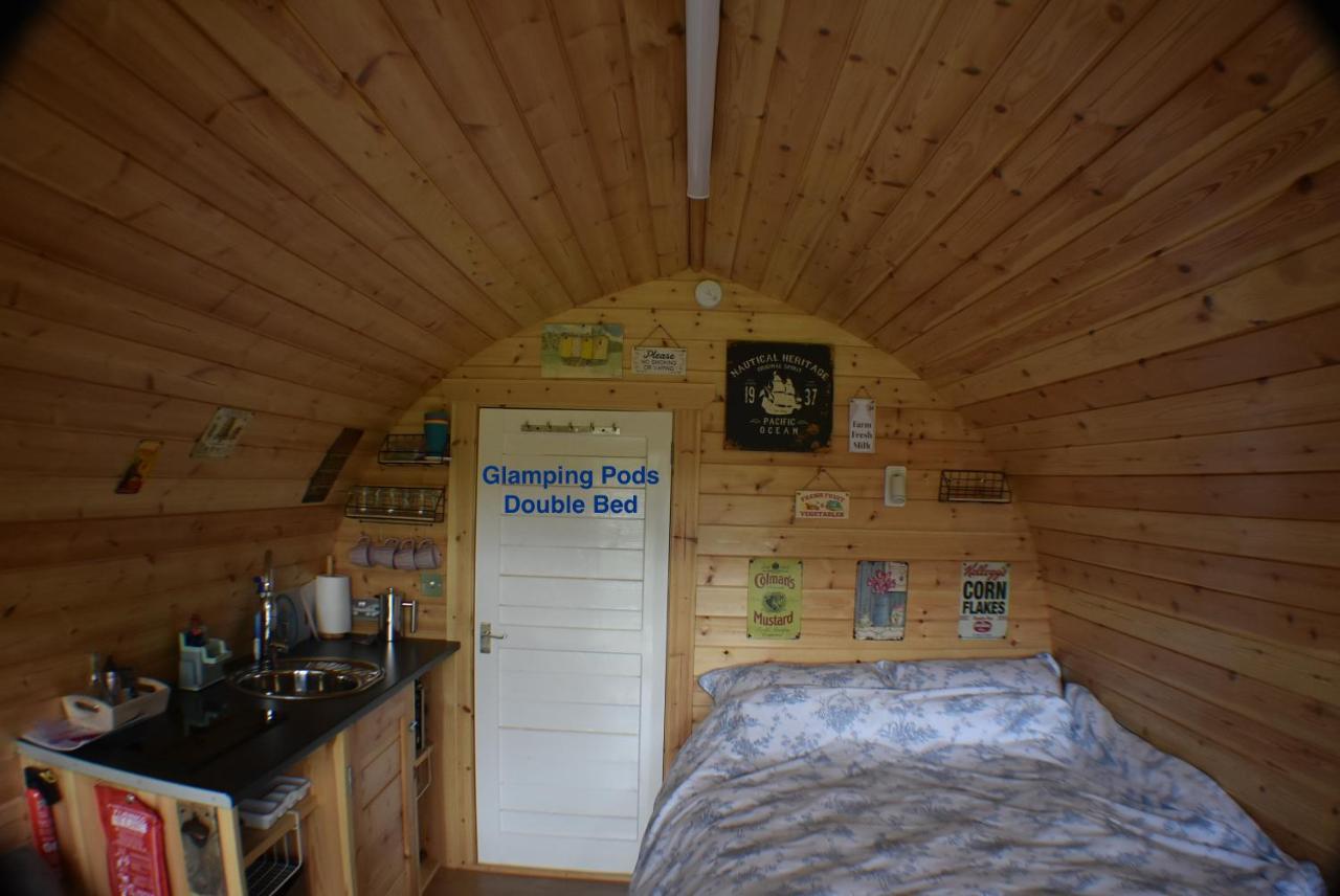 Lanterns Shepherds Huts & Glamping Happisburgh Exterior foto